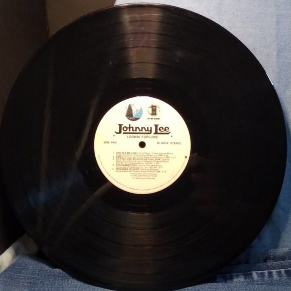 Johnny Lee Lookin' For Love 1980 Vinyl Record - Picture 4 of 4